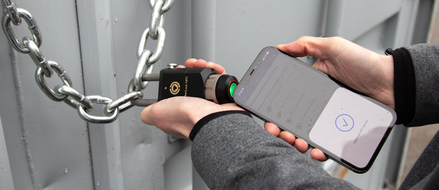 CyberLock NFC Padlock (NLR-PL02) being opened using a cell phone running the Cyber Access app